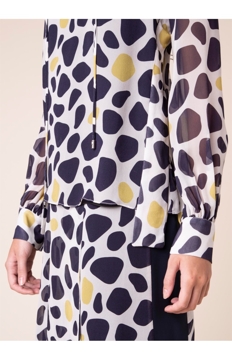 Blusa Camo Dots Estampado Fundo Off