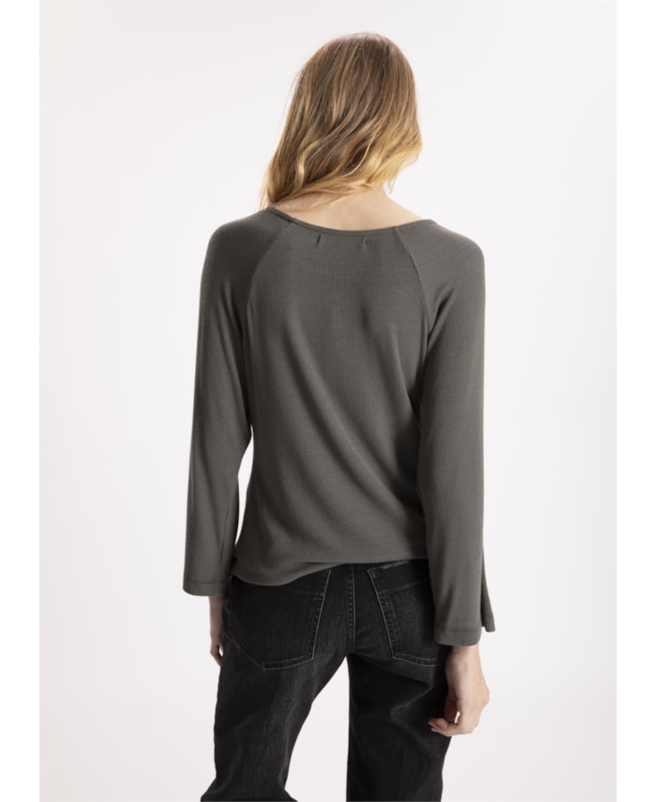 Blusa Canelada Decote Canoa 7/8 Verde Militar