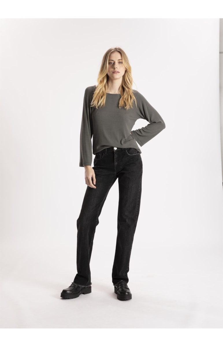 Blusa Canelada Decote Canoa 7/8 Verde Militar