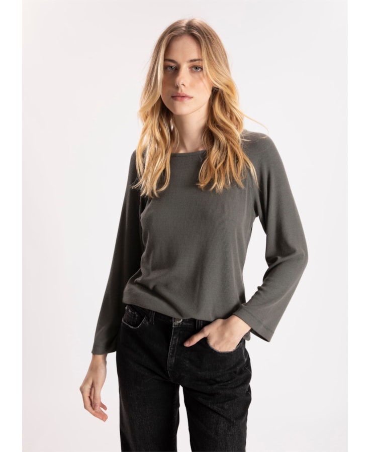 Blusa Canelada Decote Canoa 7/8 Verde Militar