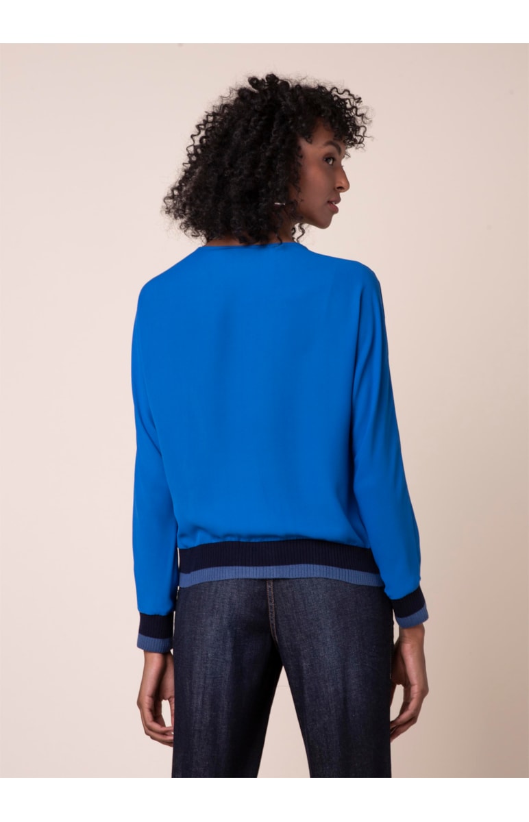 Blusa Contrastes Azul
