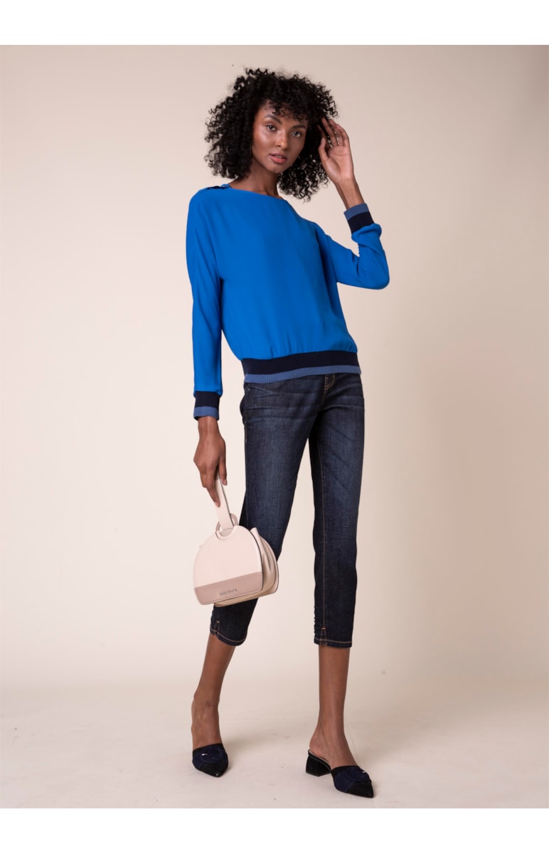 Blusa Contrastes Azul