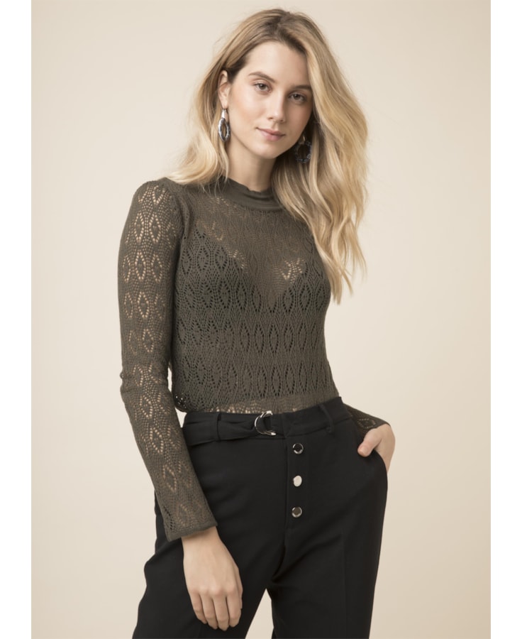 Blusa Gola Alta Rendada Verde Oliva