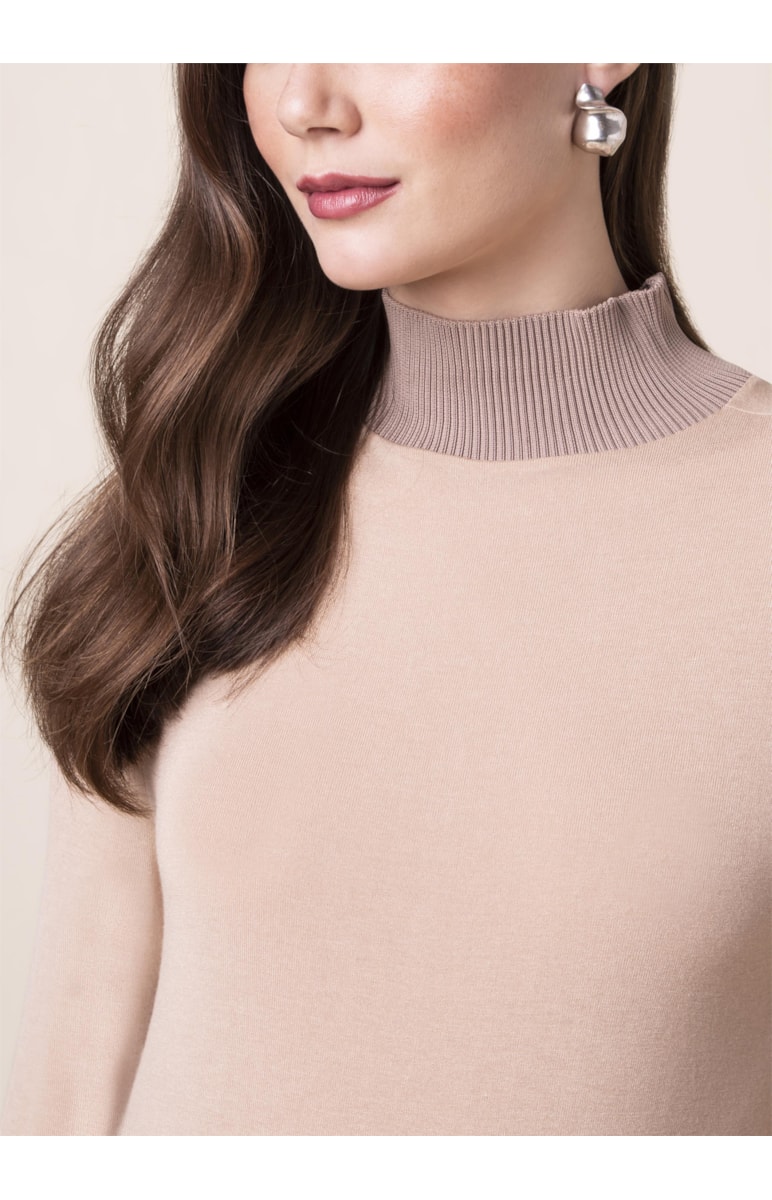 Blusa Gola Alta Retilínea Areia