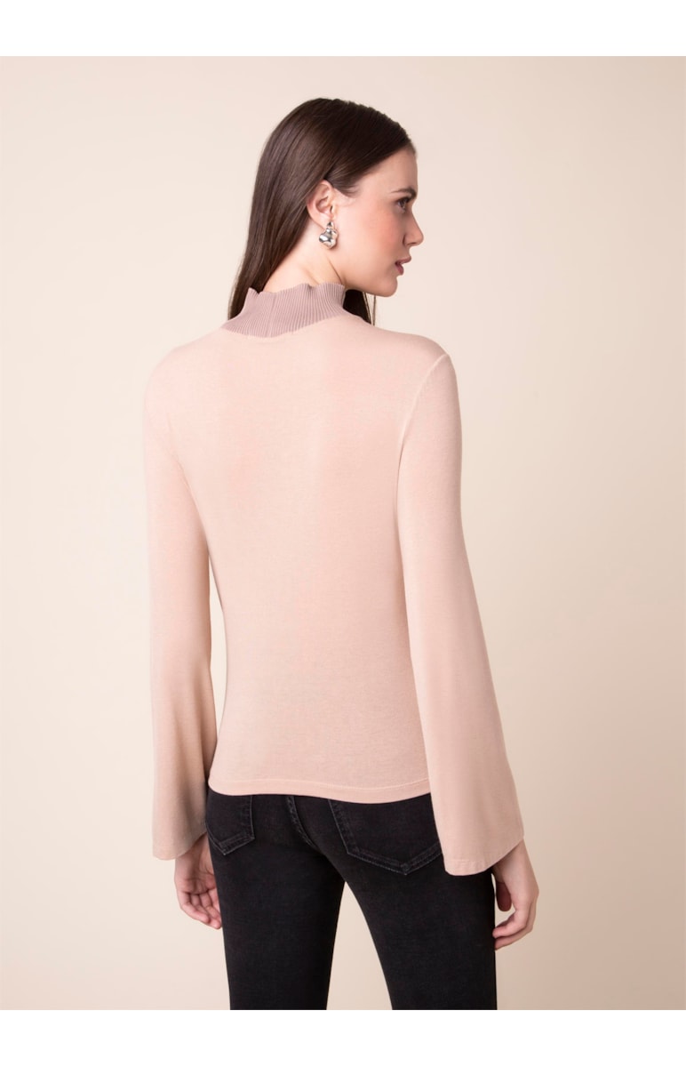 Blusa Gola Alta Retilínea Areia