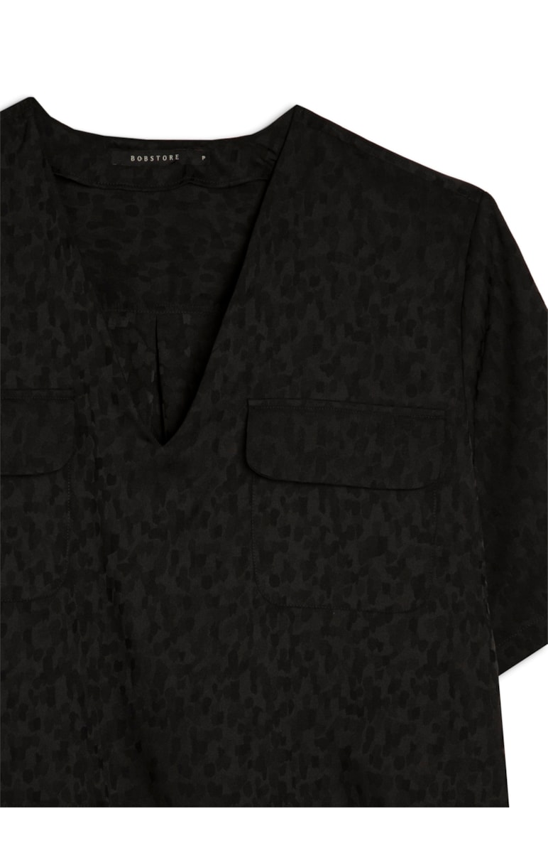Blusa Lisa Bolsos Preto