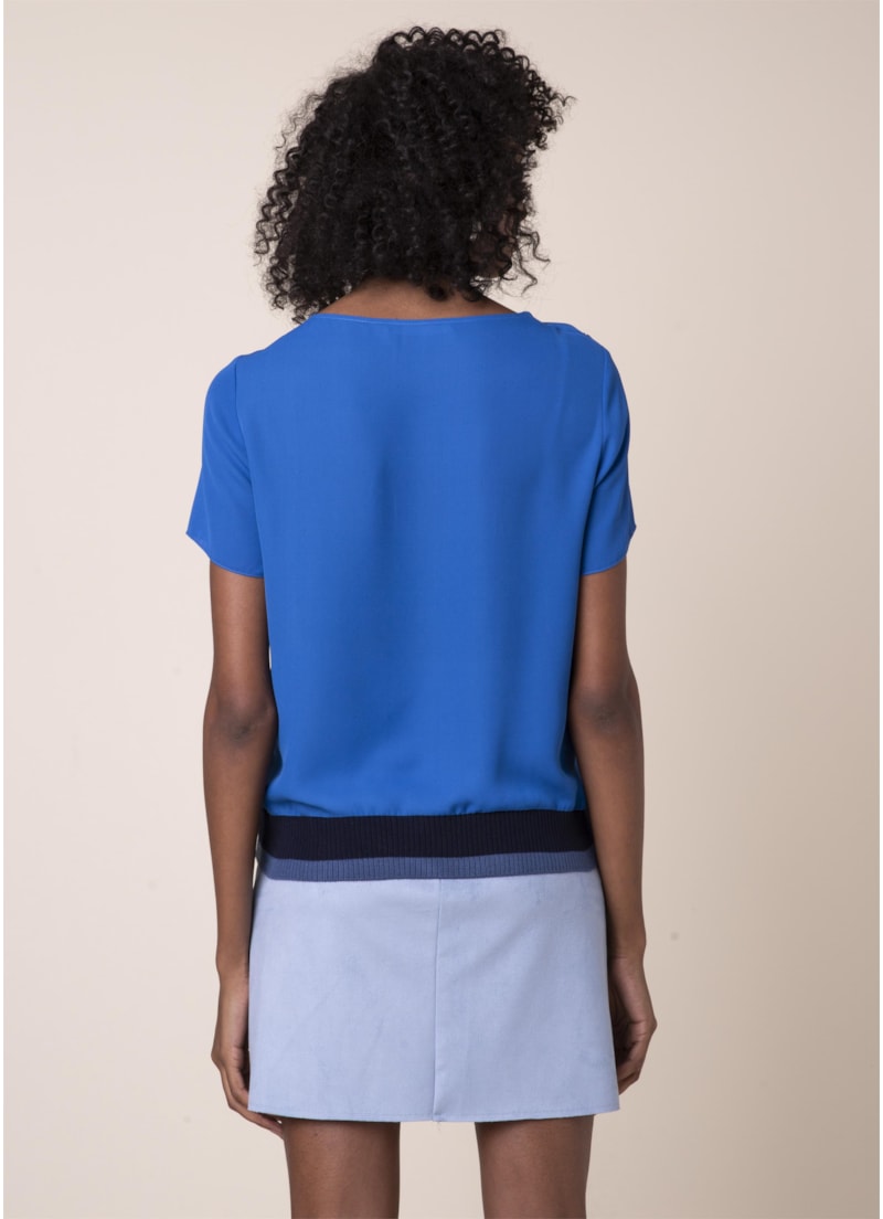 Blusa Lisa Contrastes Azul