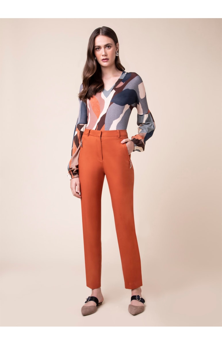 Blusa Malha Estampa Leaves Est. Leaves Marrom