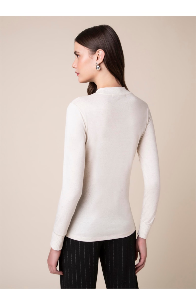 Blusa Malha Recorte Diagonal Areia