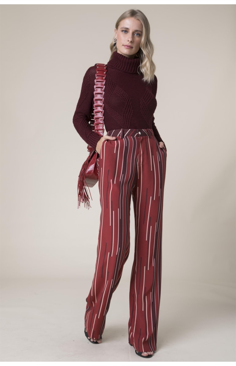 Blusa Ponto Losango Corrente Dark Wine