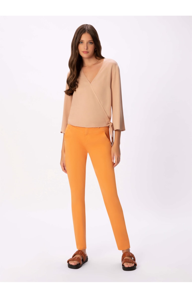 Blusa Transpassada Areia