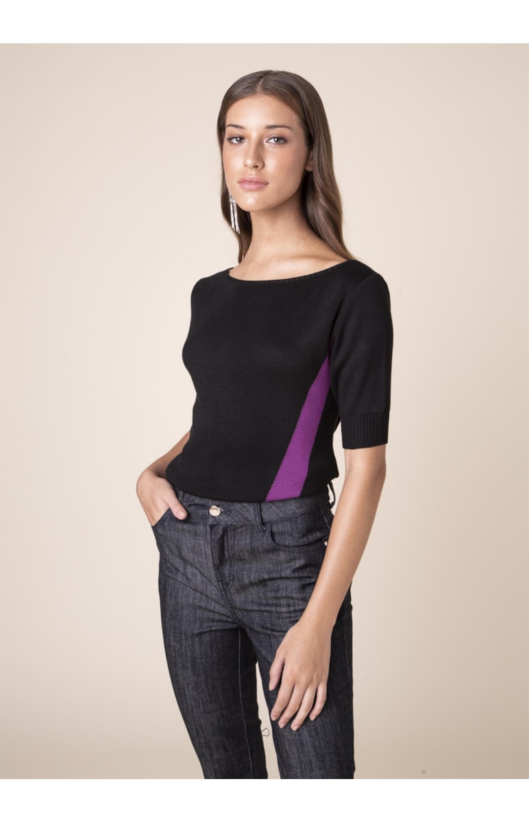 Blusa Tricot Faixa Lateral Preto