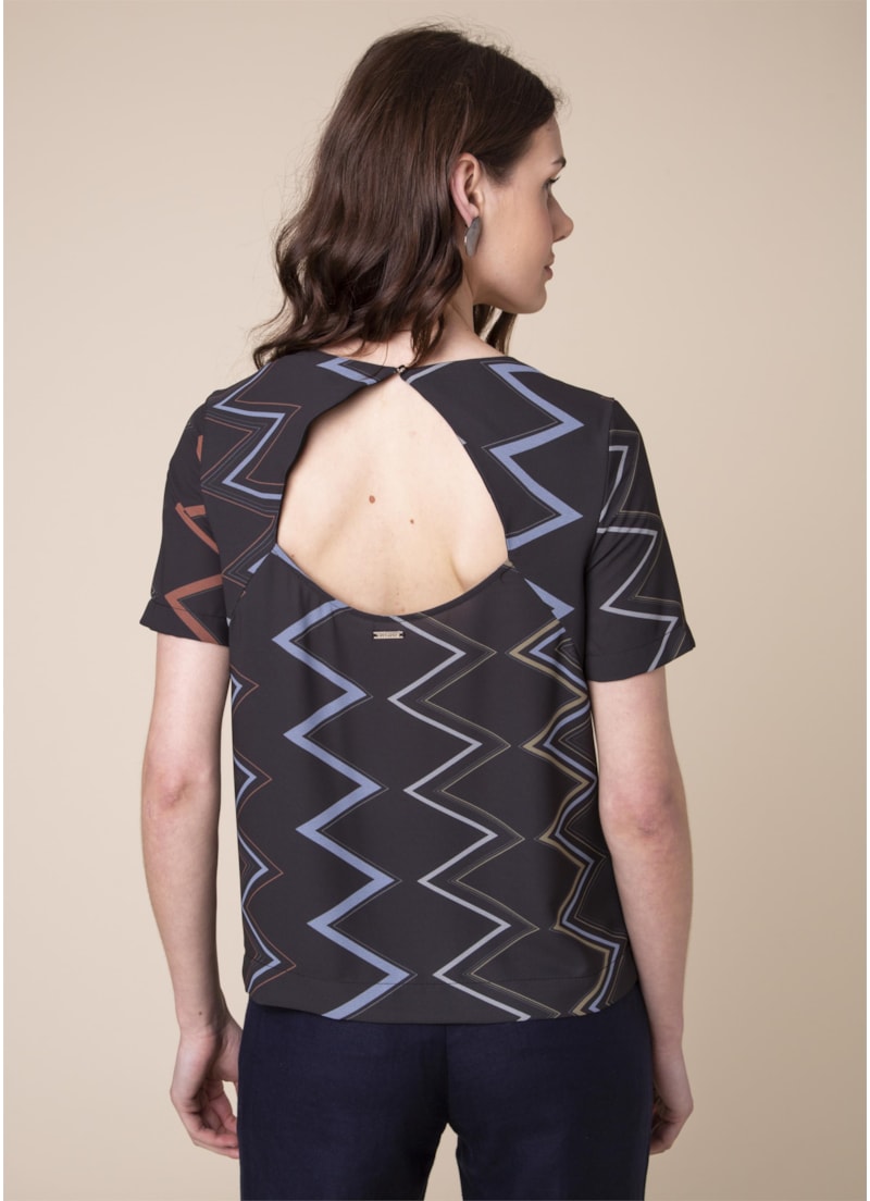 Blusa Zig Zag Estampado C/ Fundo Marinho