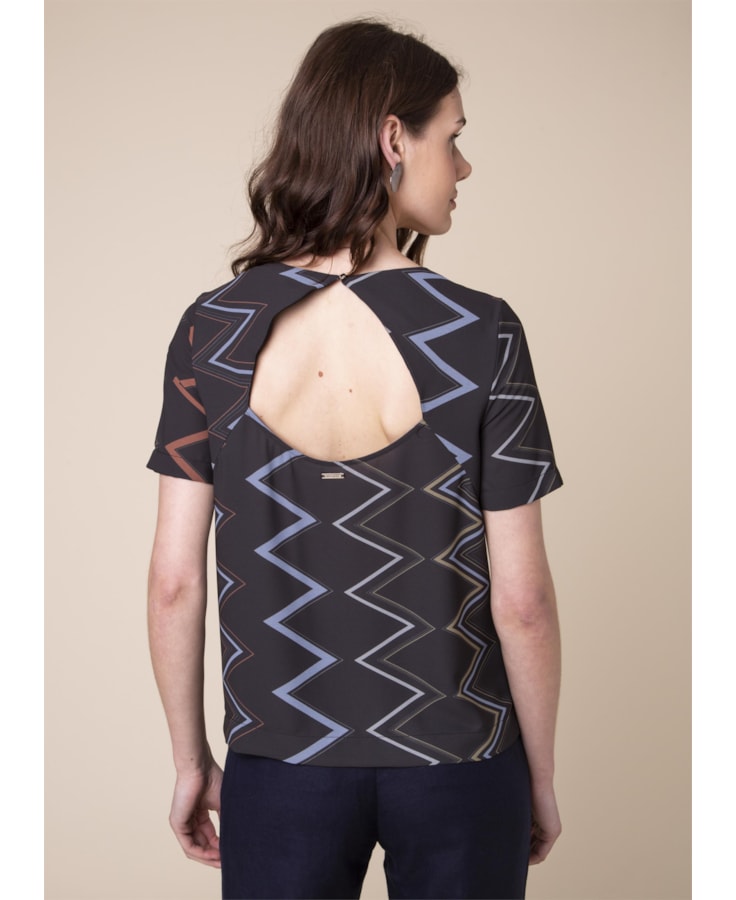 Blusa Zig Zag Estampado C/ Fundo Marinho