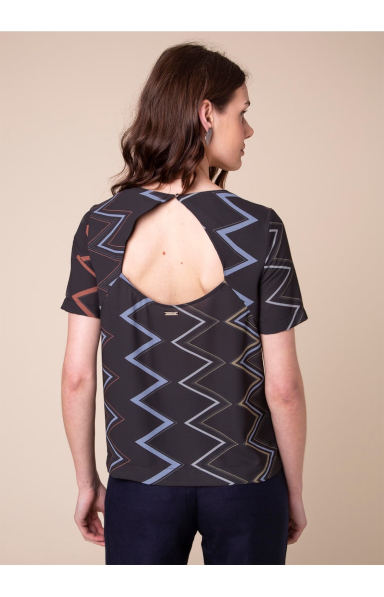 Blusa Zig Zag Estampado C/ Fundo Marinho