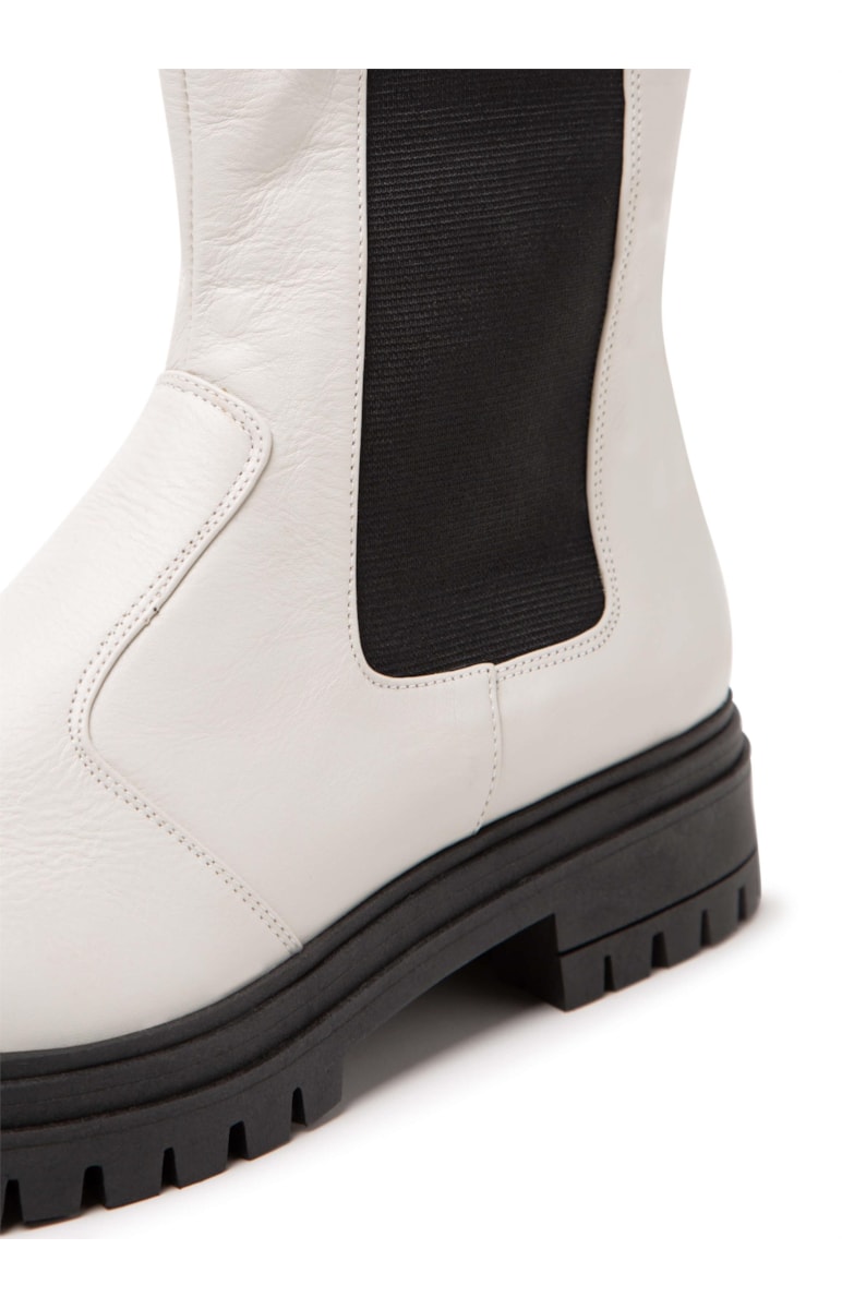 Bota Chelsea Boot Soft Gelo