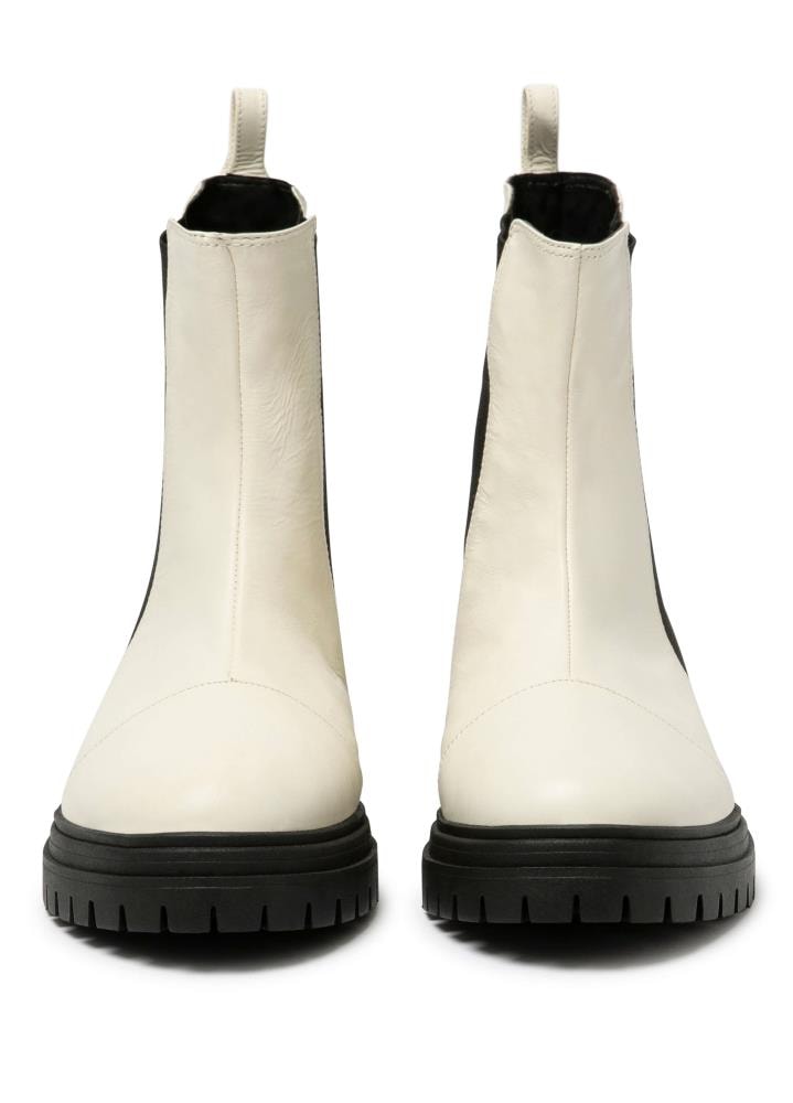 Off-White CHELSEA ZIP BOOT　ブーツ Bota Couro Chelsea Off White