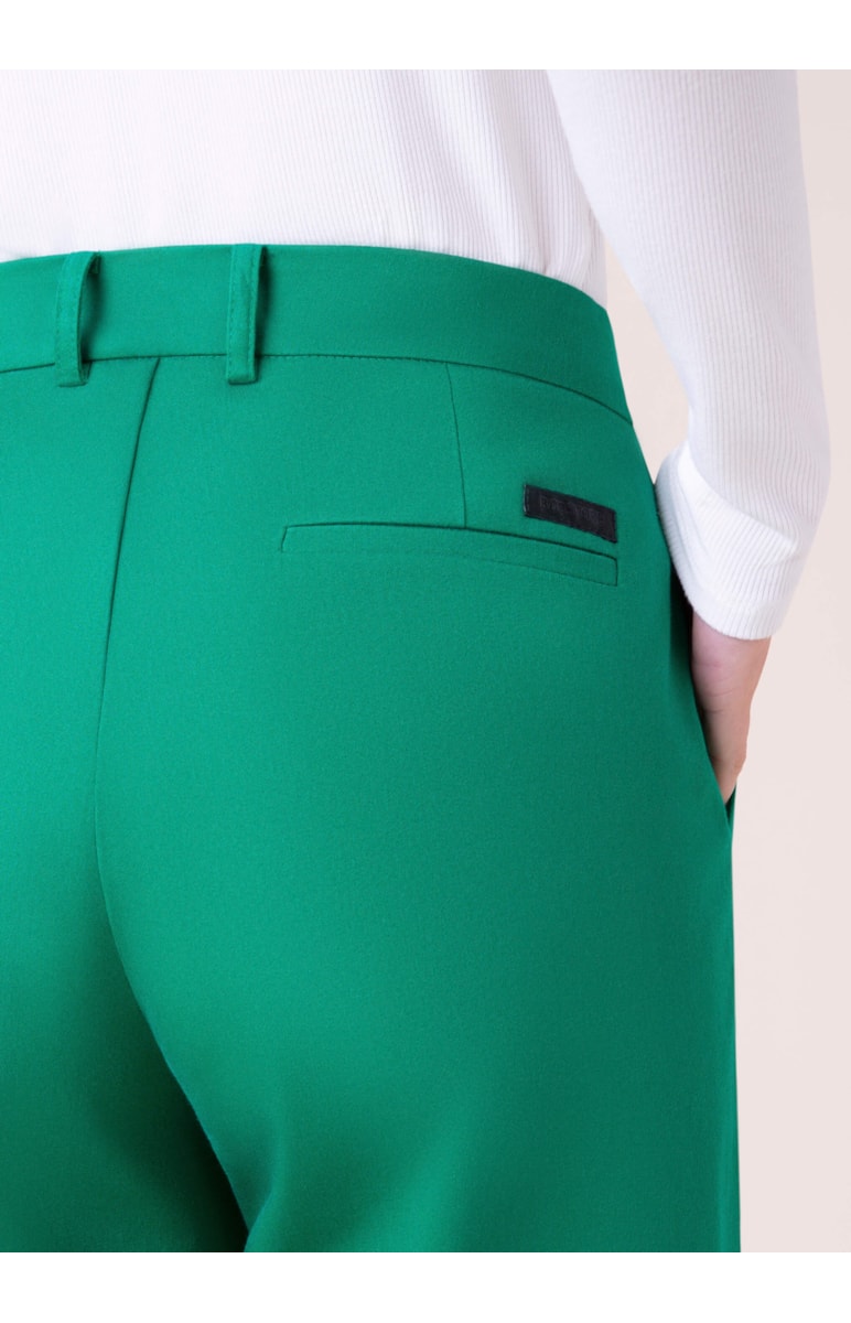 Calça Alfa Pantalona Verde Bandeira