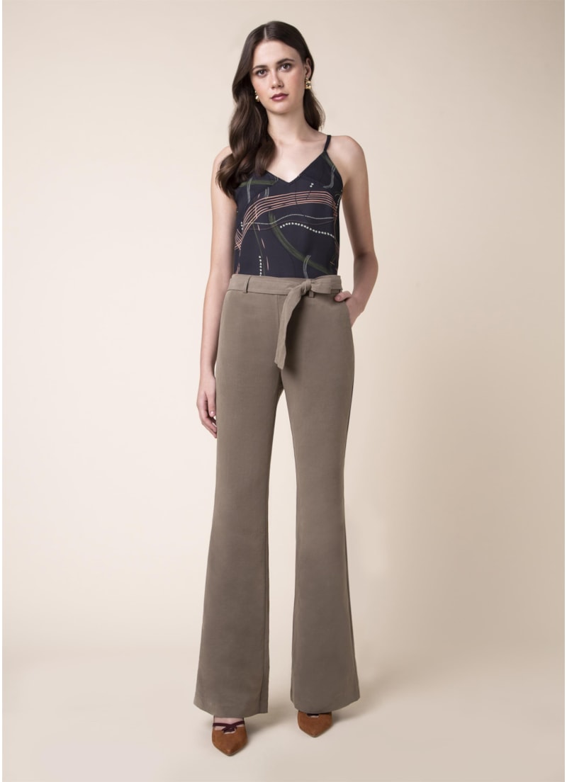 Calça Boot Cut Linho Musgo
