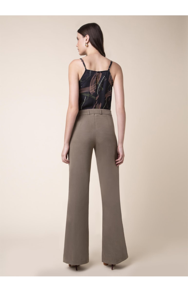 Calça Boot Cut Linho Musgo