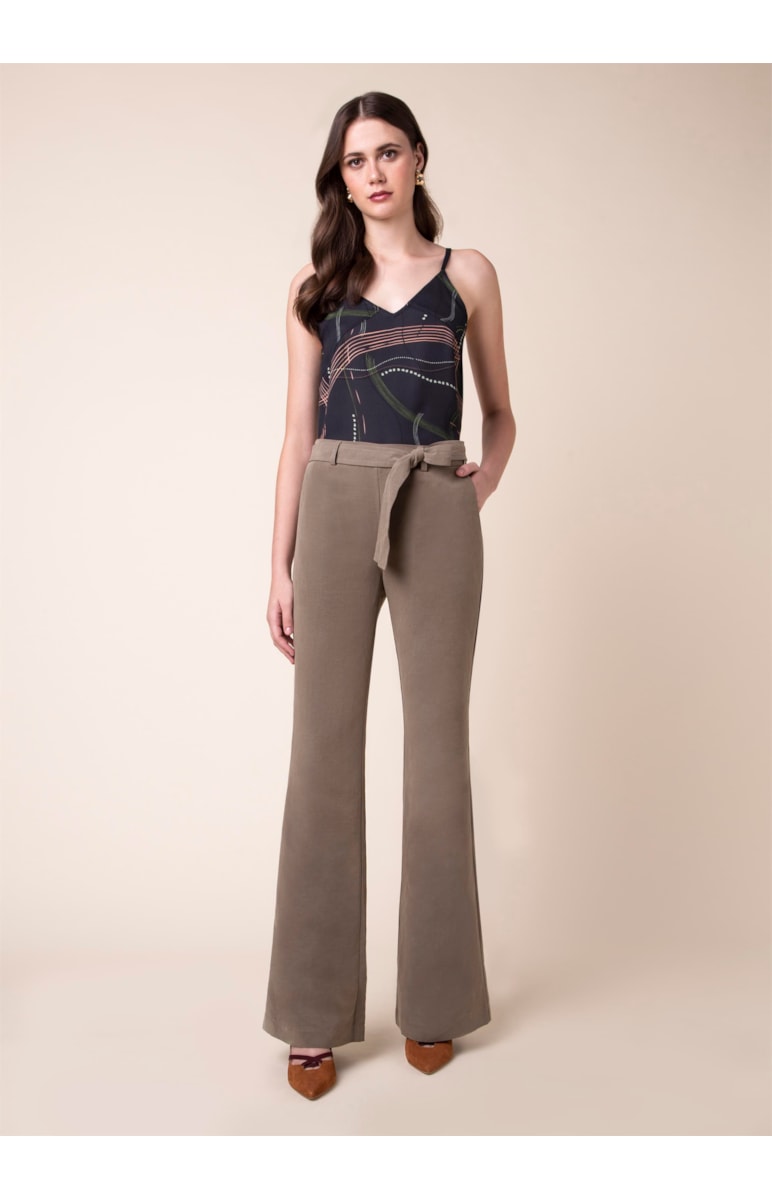 Calça Boot Cut Linho Musgo