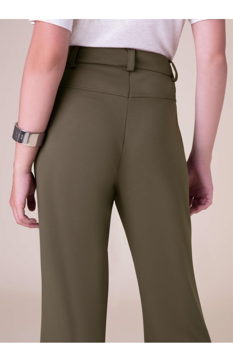 Calça Bootcut Verde Militar