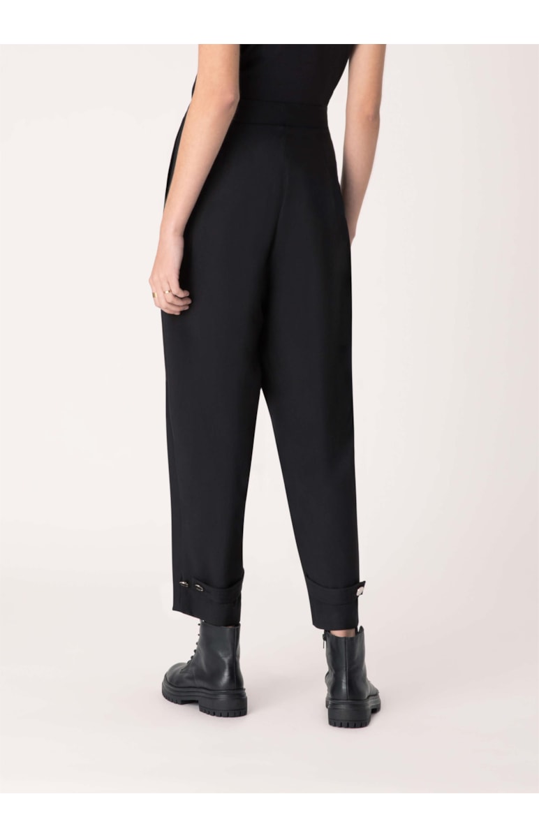 Calça Cupro Touch Carrot Preto