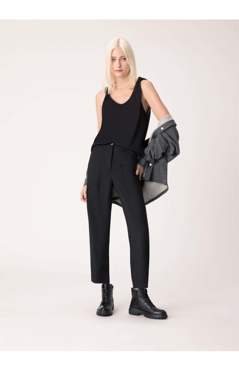 Calça Cupro Touch Carrot Preto