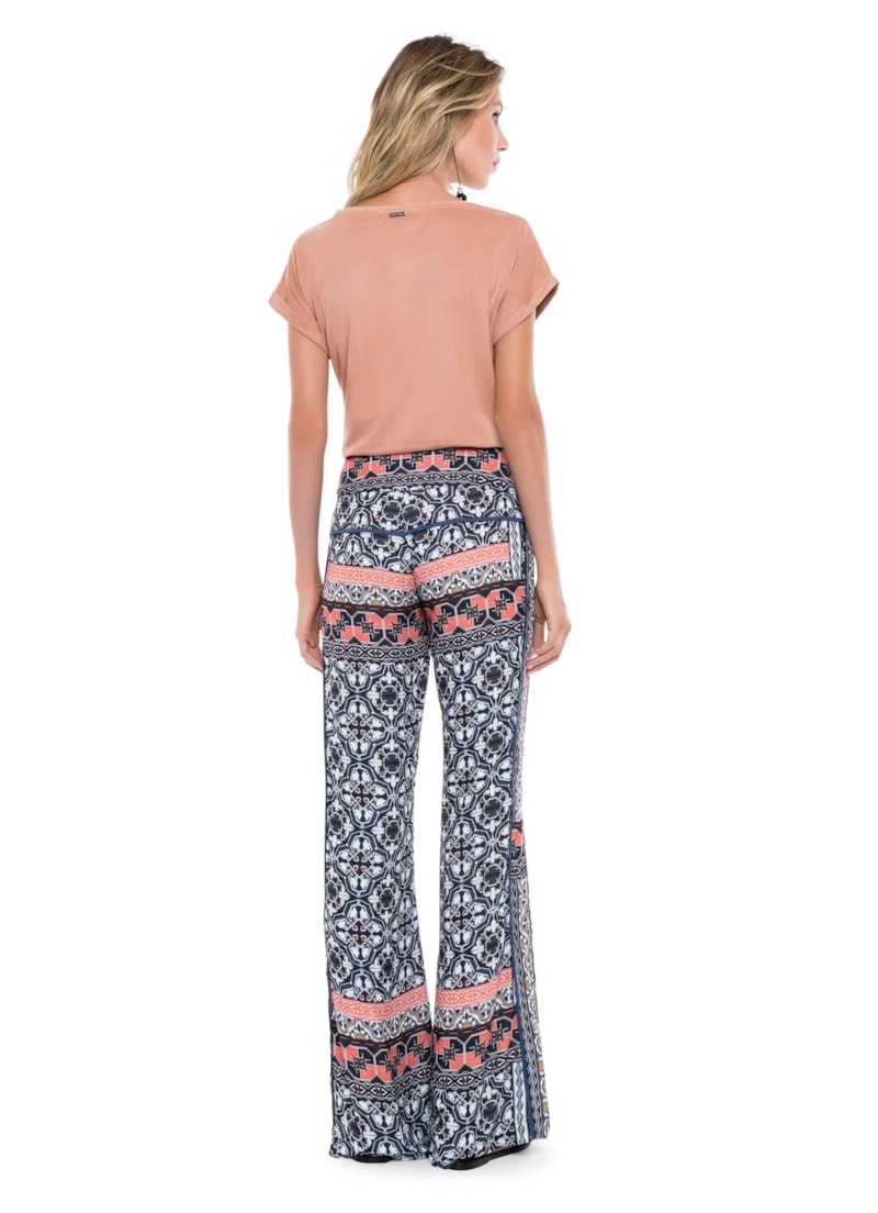 Calça Flare Estampa Lenço Estampado