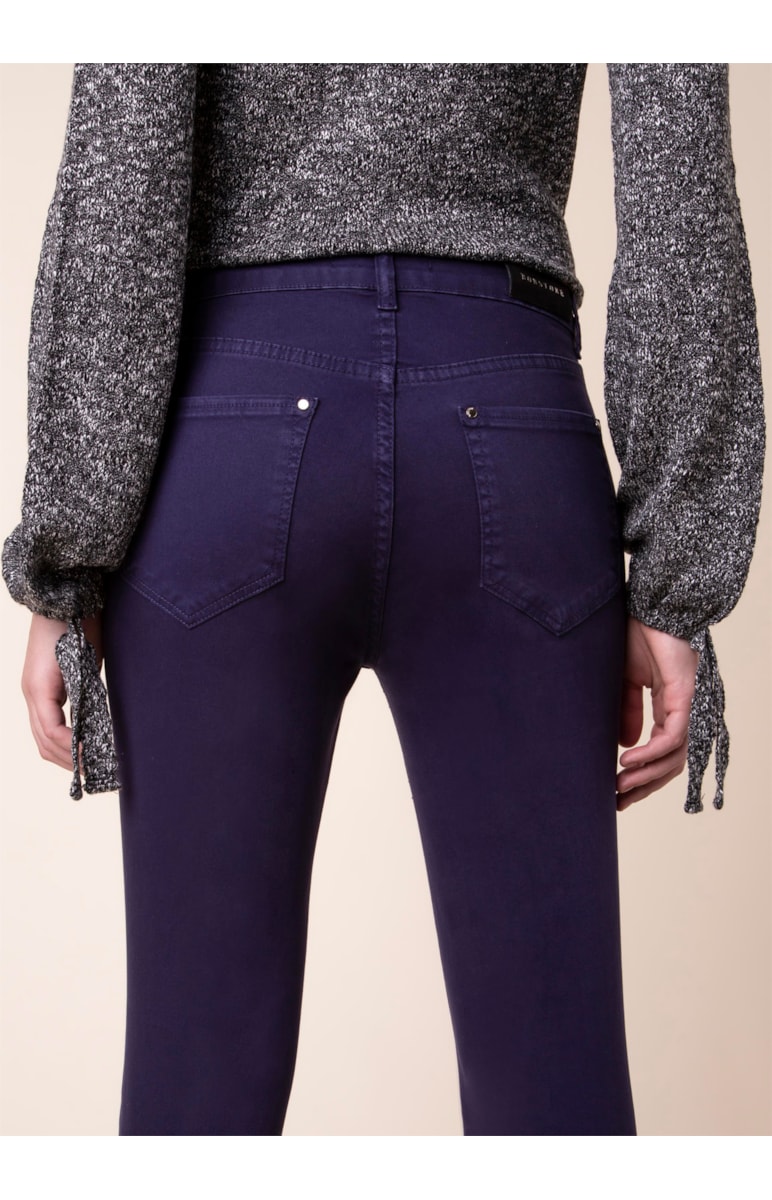 Calça Jeans Cigarrete Barra Dupla Beringela