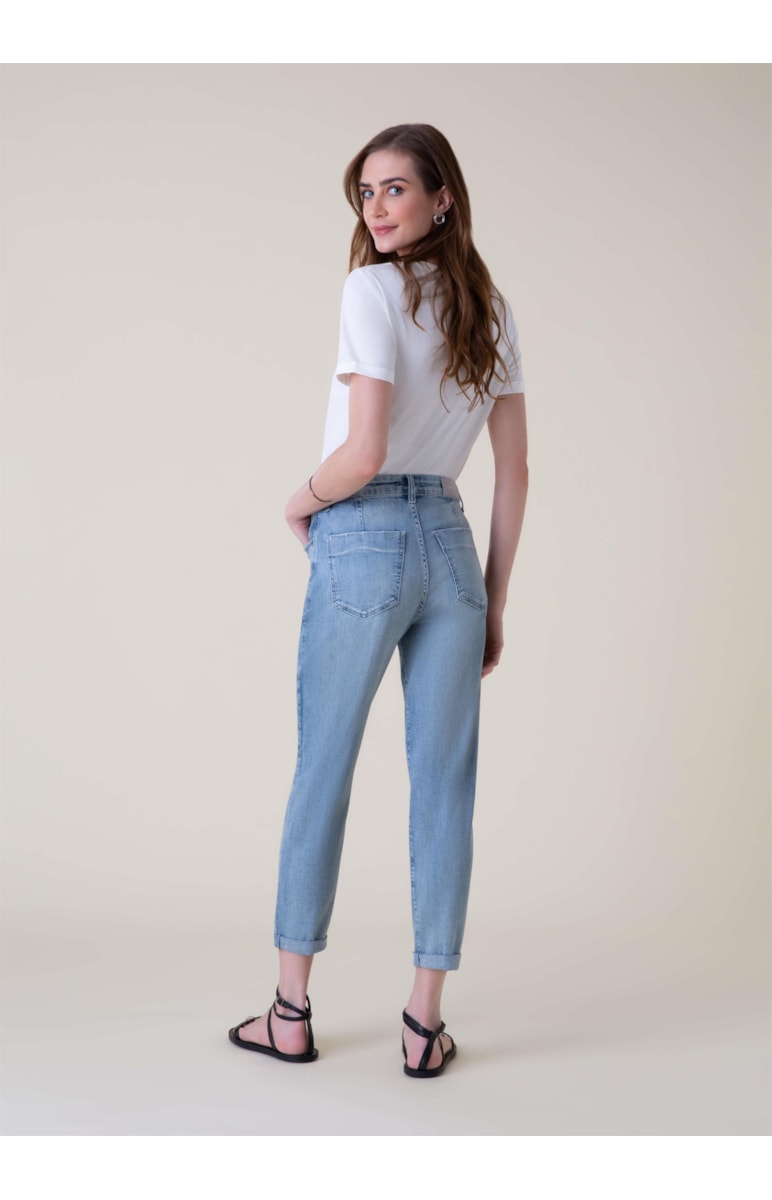 Calça Jeans Hi Comfort Mom 345 Lav.Claro C/ Pincelad