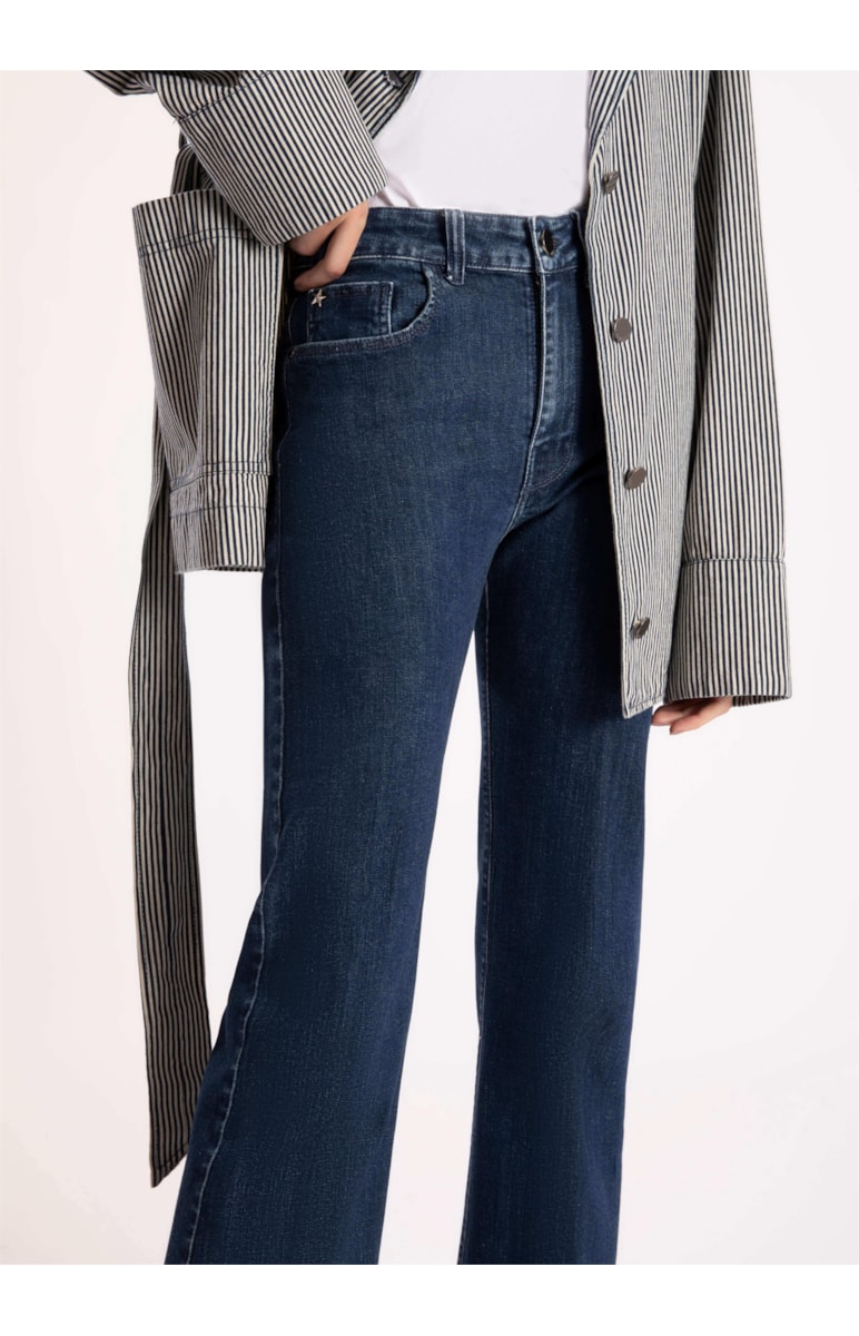 Calça Jeans High Comfort Stretch Bootcut Lavagem Escura