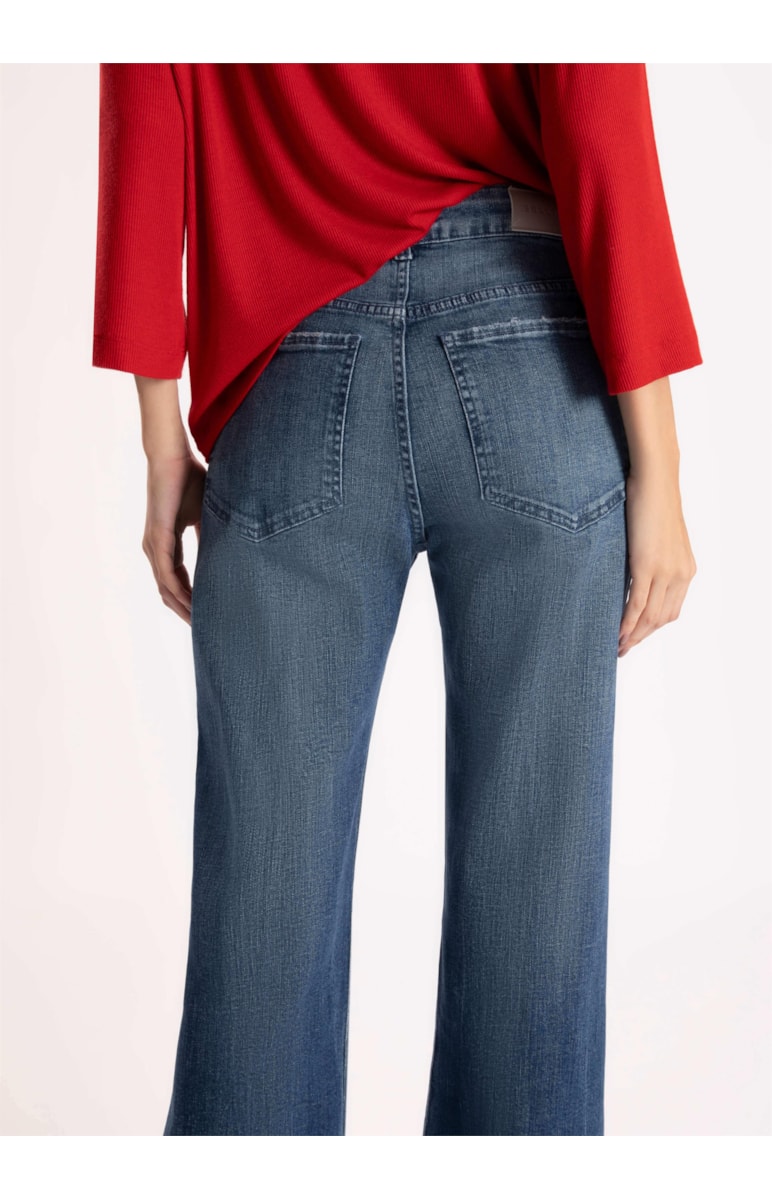 Calça Jeans High Comfort Stretch Flare Lavagem Média
