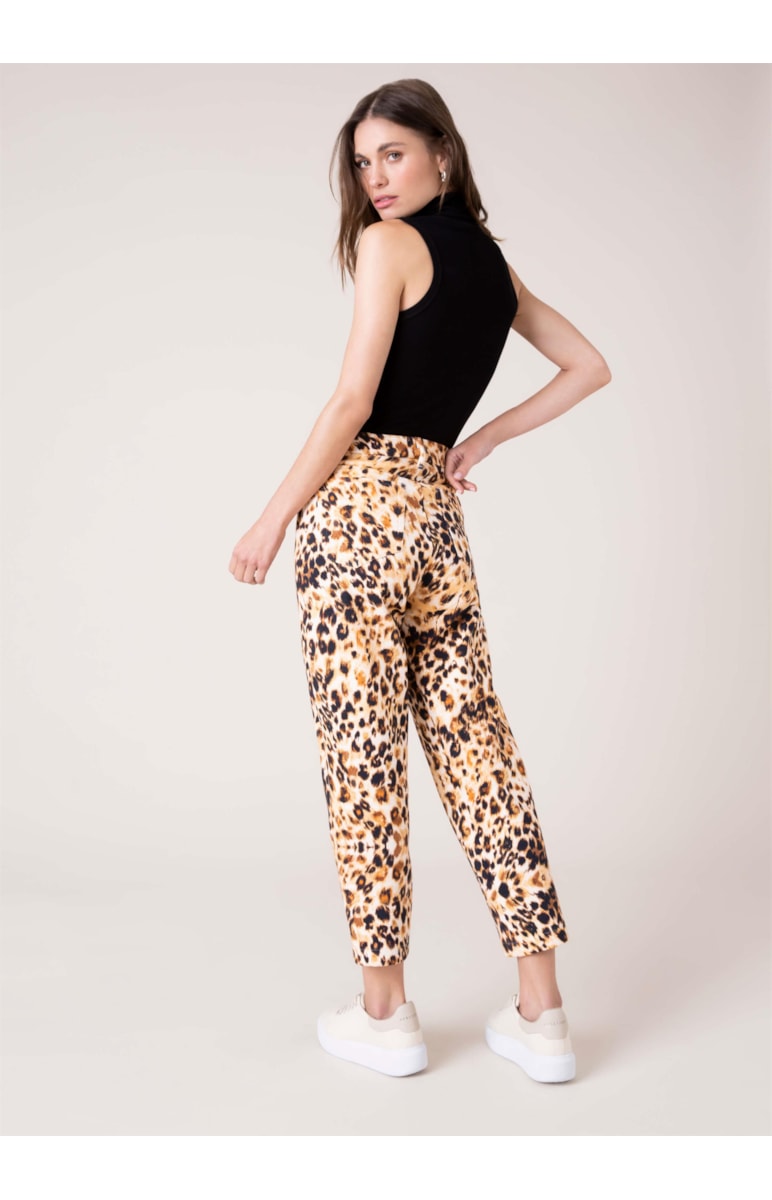 Calça Leopardo Carrot Caramelo