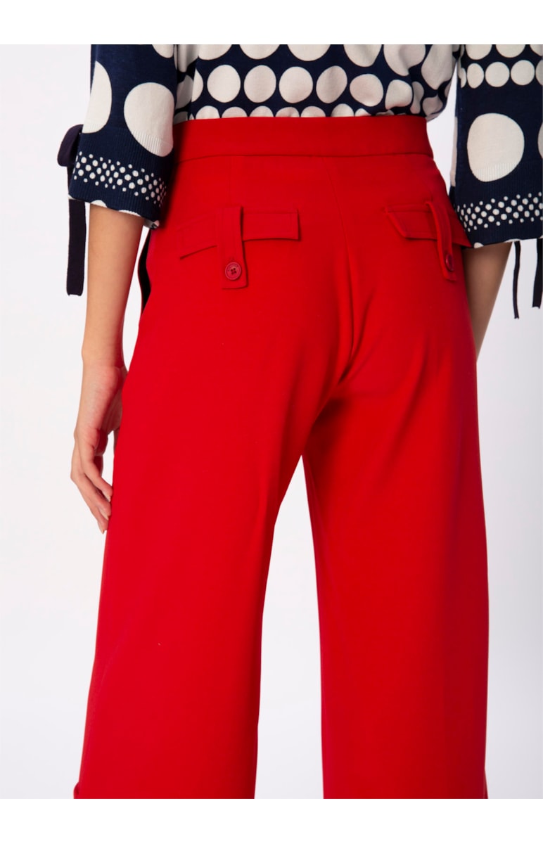 Calça Pantacourt Detalhe na Barra Vermelho