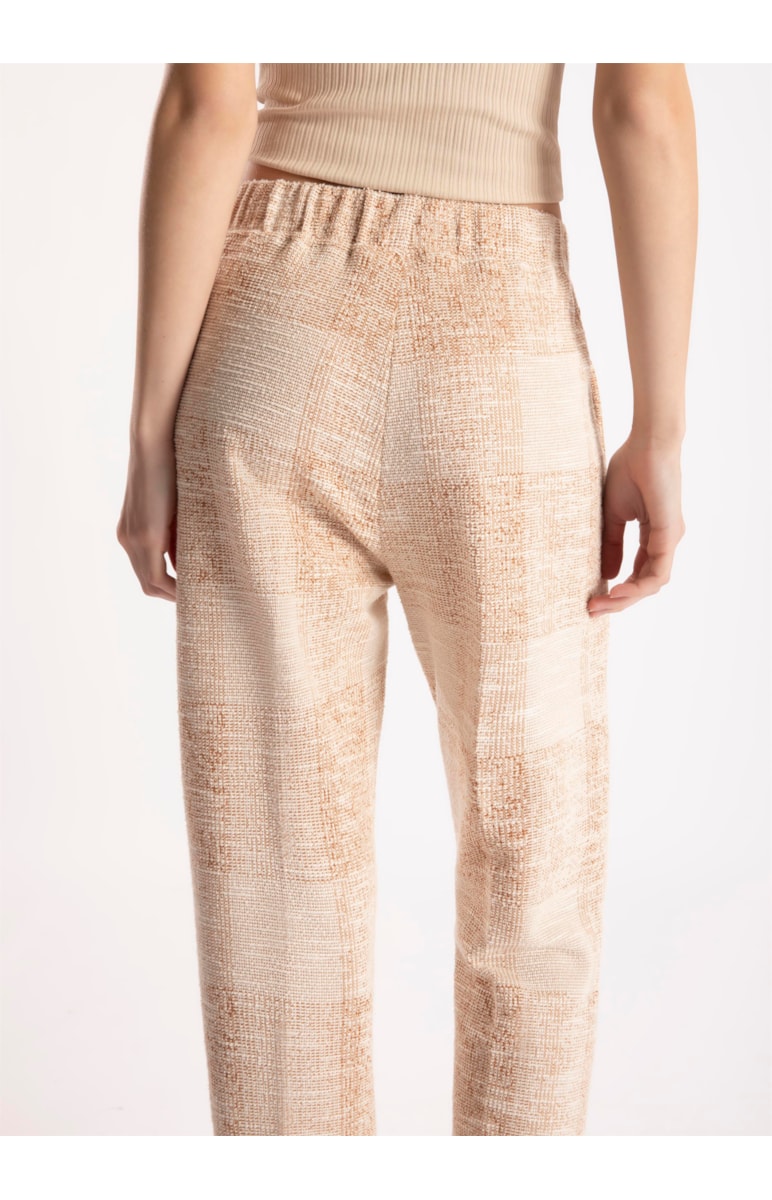 Calça Reta Natural Check Camel