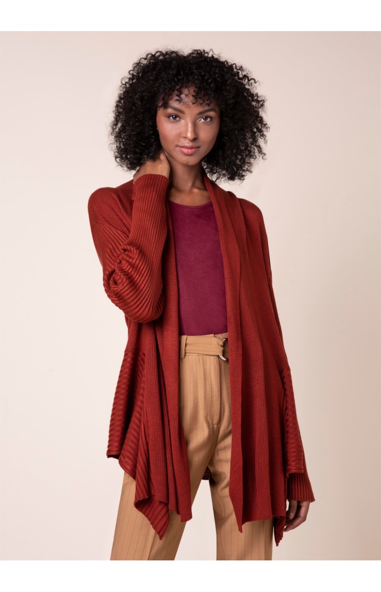 Cardigan Canelado Assimétrico Dark Wine