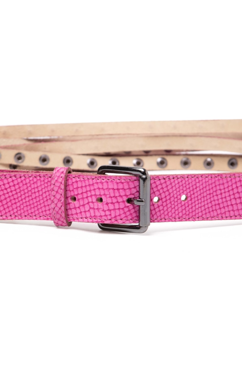 Cinto Tachas e Piramides Rose