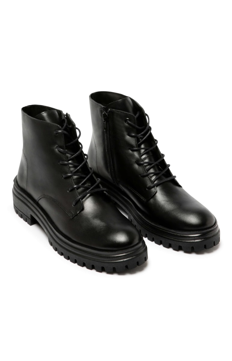 Coturno Couro Preto