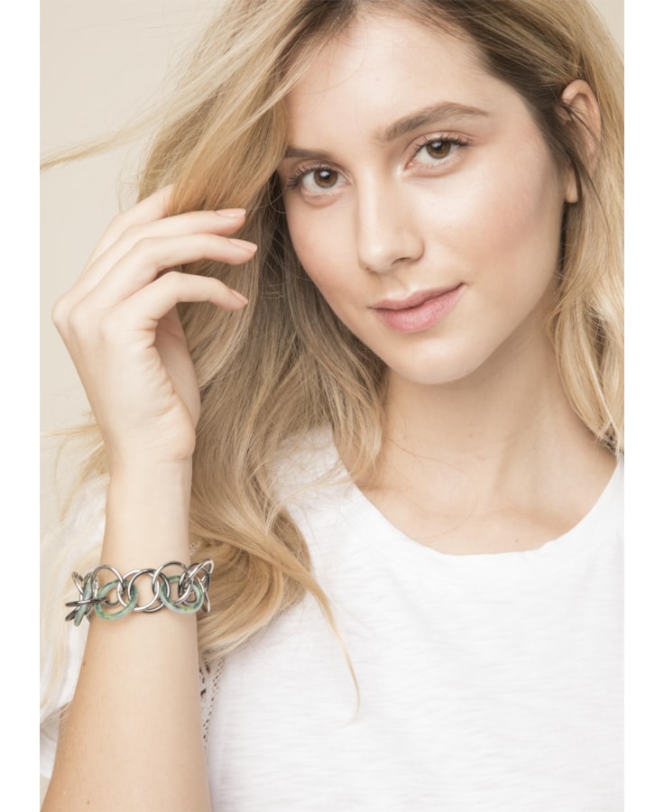 Pulseira Argolas Metal e Resina Verde Oliva