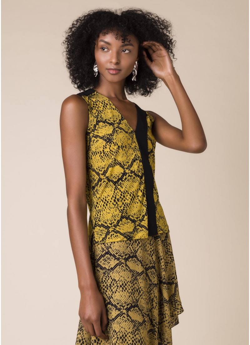 Regata Faixa Snake Estampado Fundo Amarelo