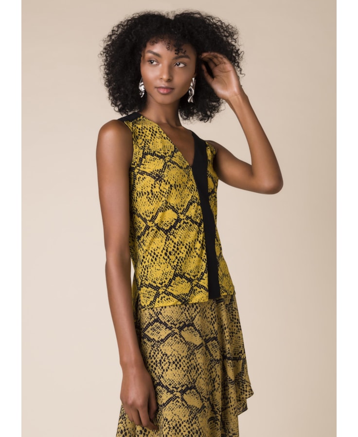 Regata Faixa Snake Estampado Fundo Amarelo
