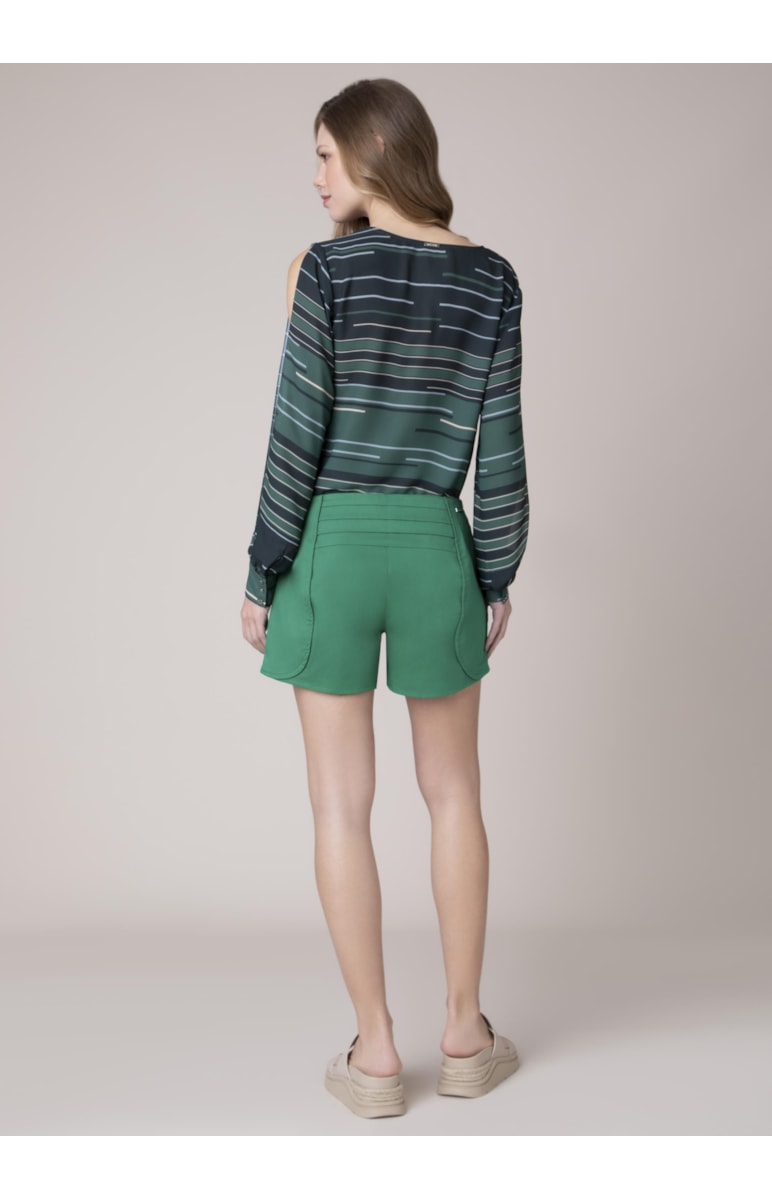 Short Alfaiataria Pregas Grama
