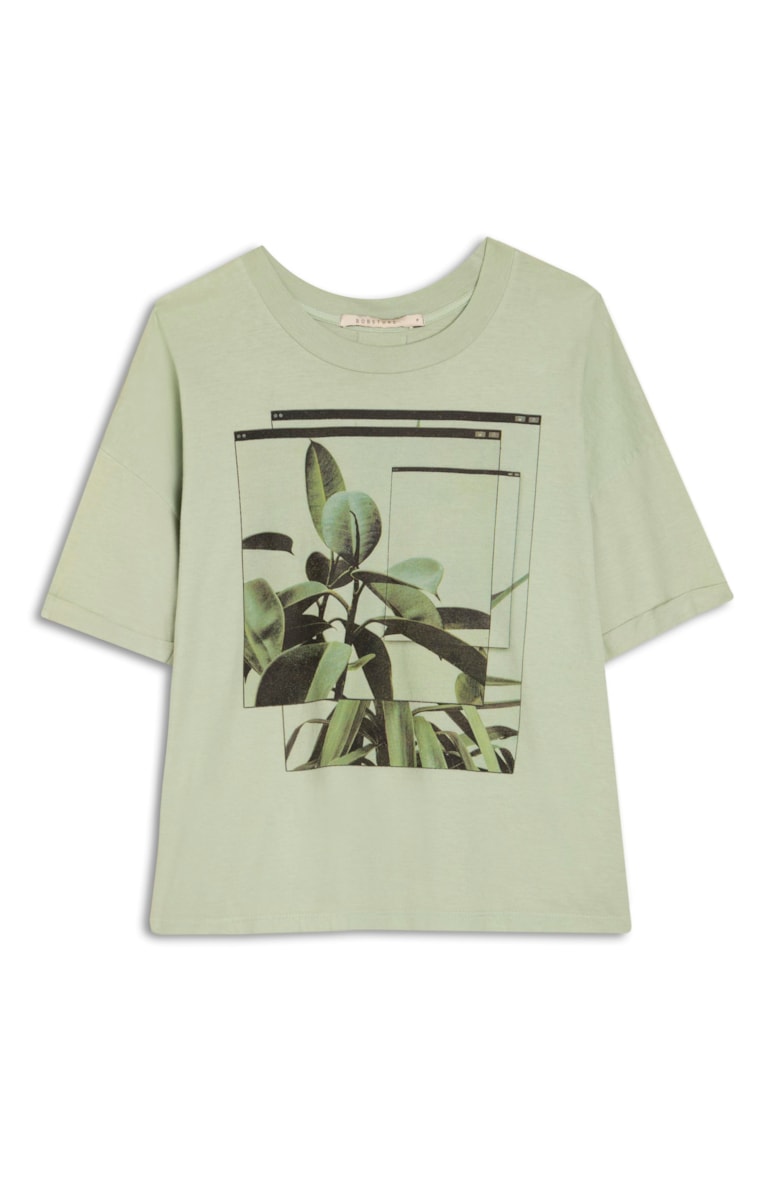 T-Shirt Mc Folhas Patch Verde Claro