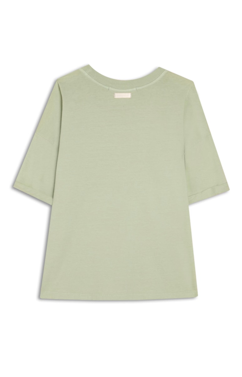 T-Shirt Mc Folhas Patch Verde Claro