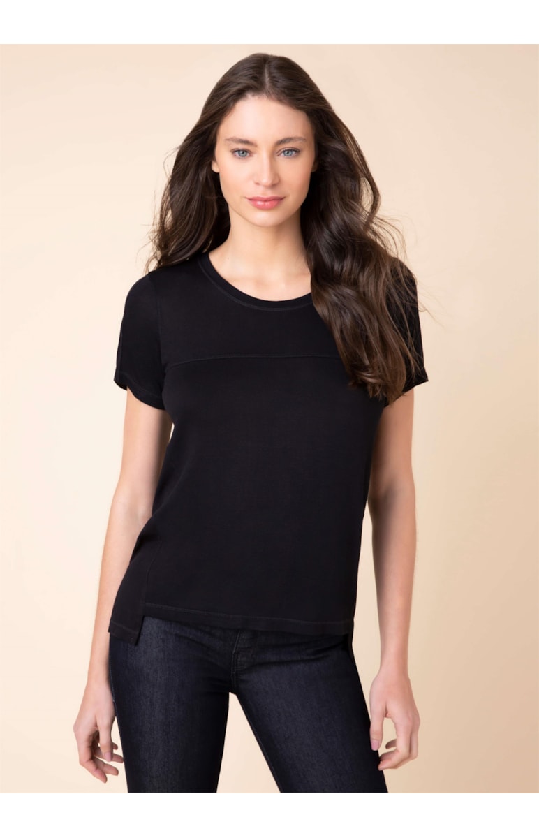 T-Shirt Recortes Preto