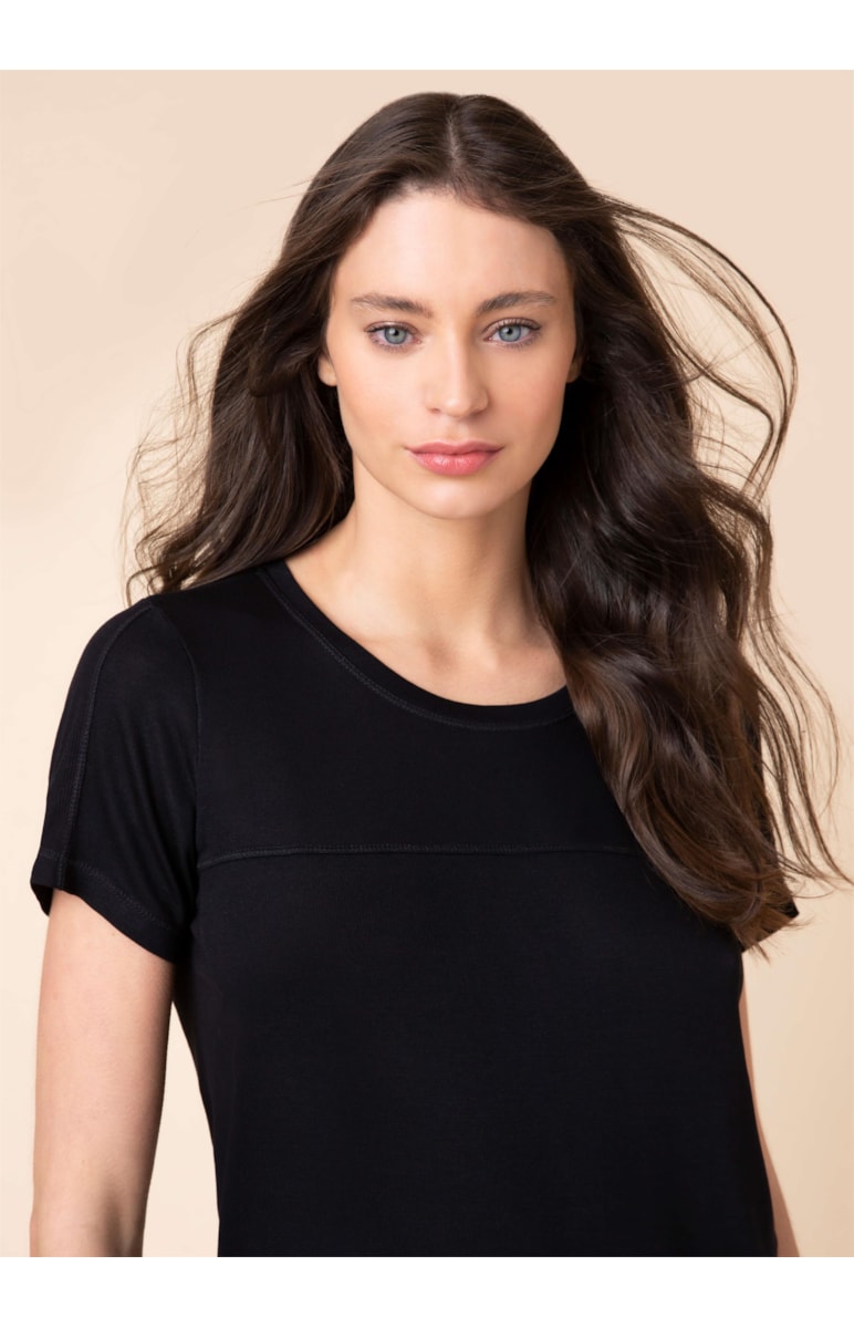 T-Shirt Recortes Preto