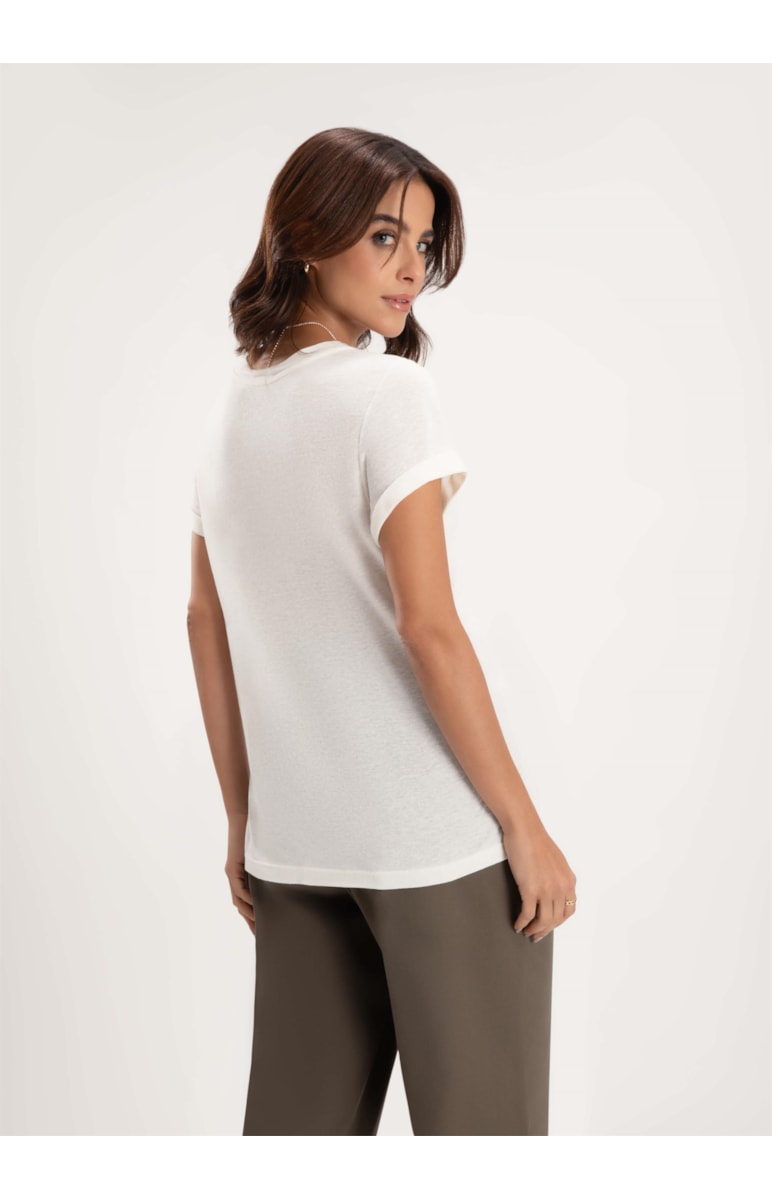 T-Shirt Viscolinho Orquídea Natural