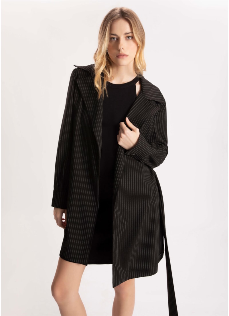 Trench Coat Pin Stripes Preto