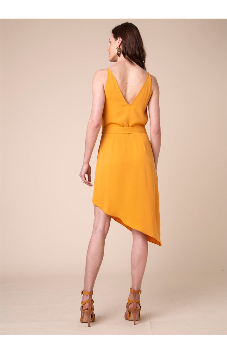 Vestido Assimetrico Fivela Meia Lua Amarelo